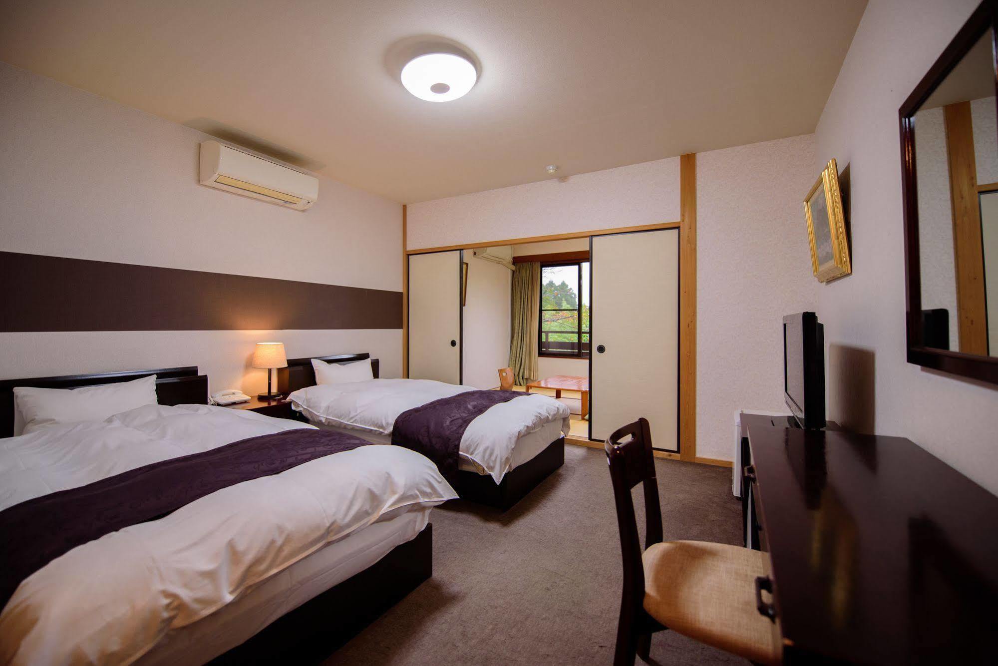 료칸 여명 旅館 黎明 Ryokan Reimei Yufu Exterior photo